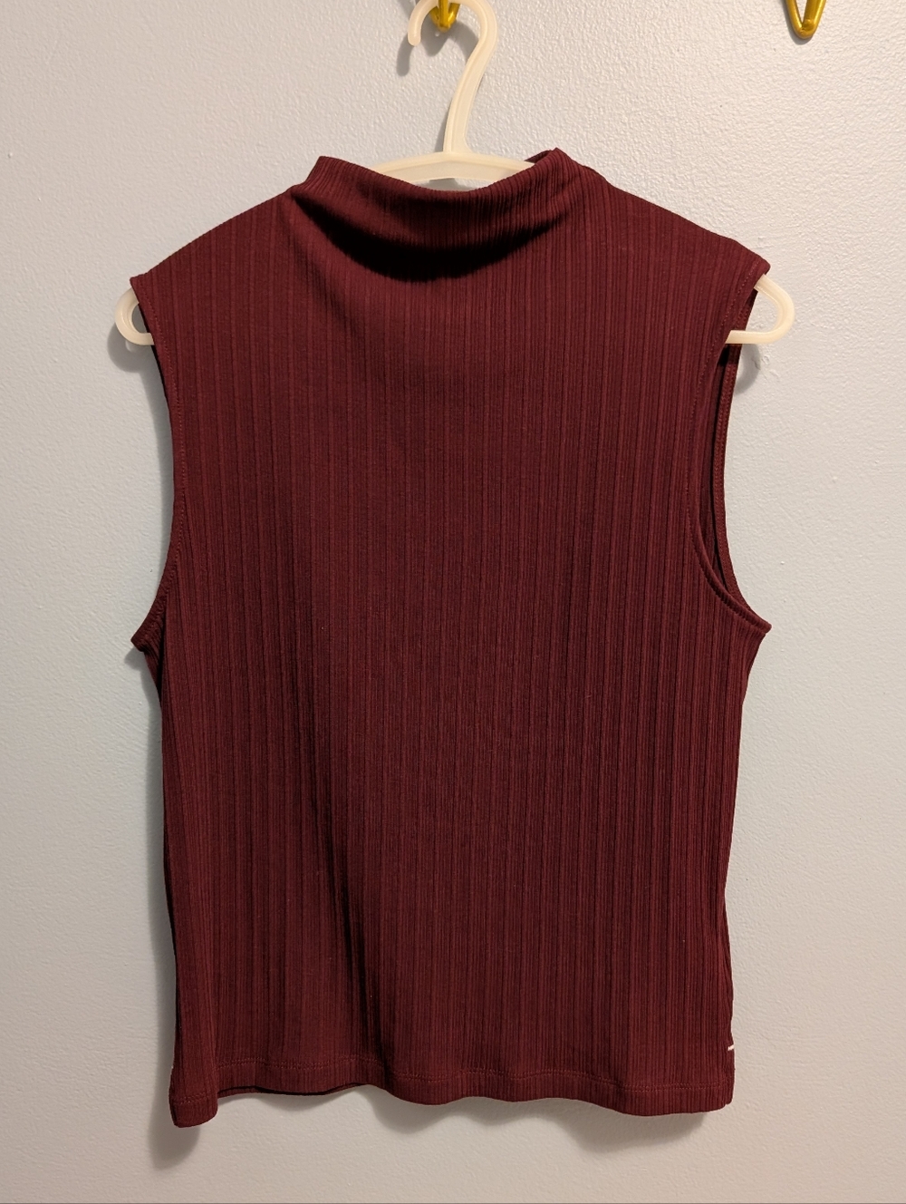Madewell Sleeveless Ribbed Mock Neck Tank - Burgundy